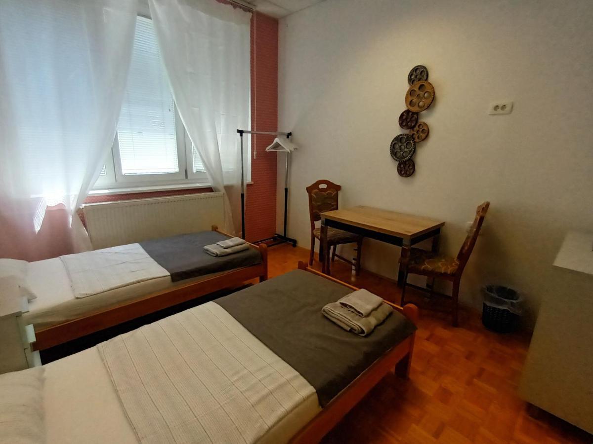 Viksi Hostel Ljubljana Room photo